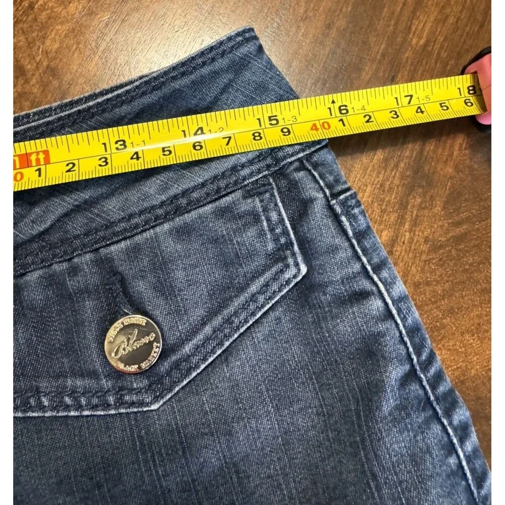 White House Black Market Blanc Blue Jean Skirt Size 6